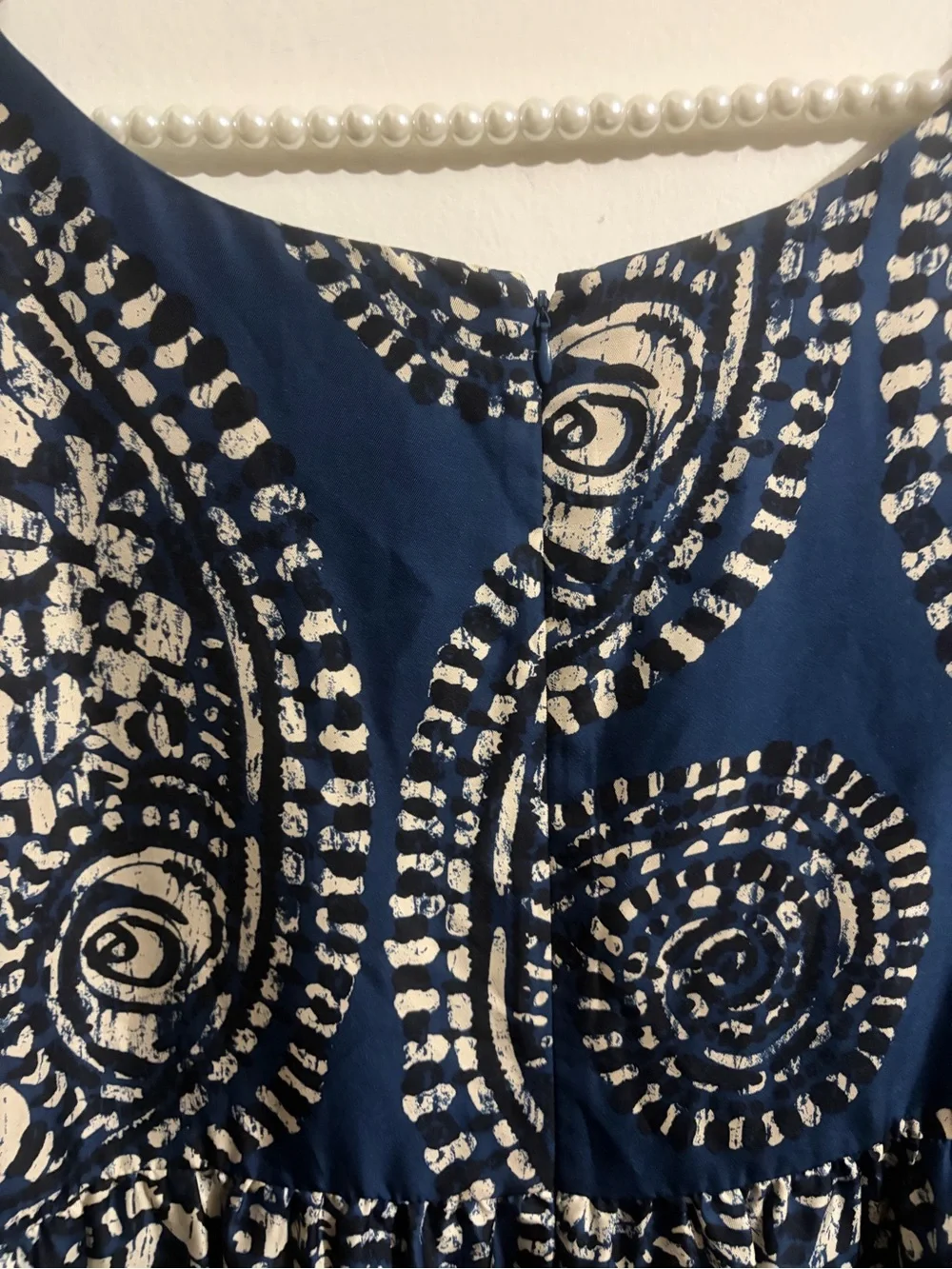 Michael Kors Navy and Cream Sleeveless Midi Dress Sillk